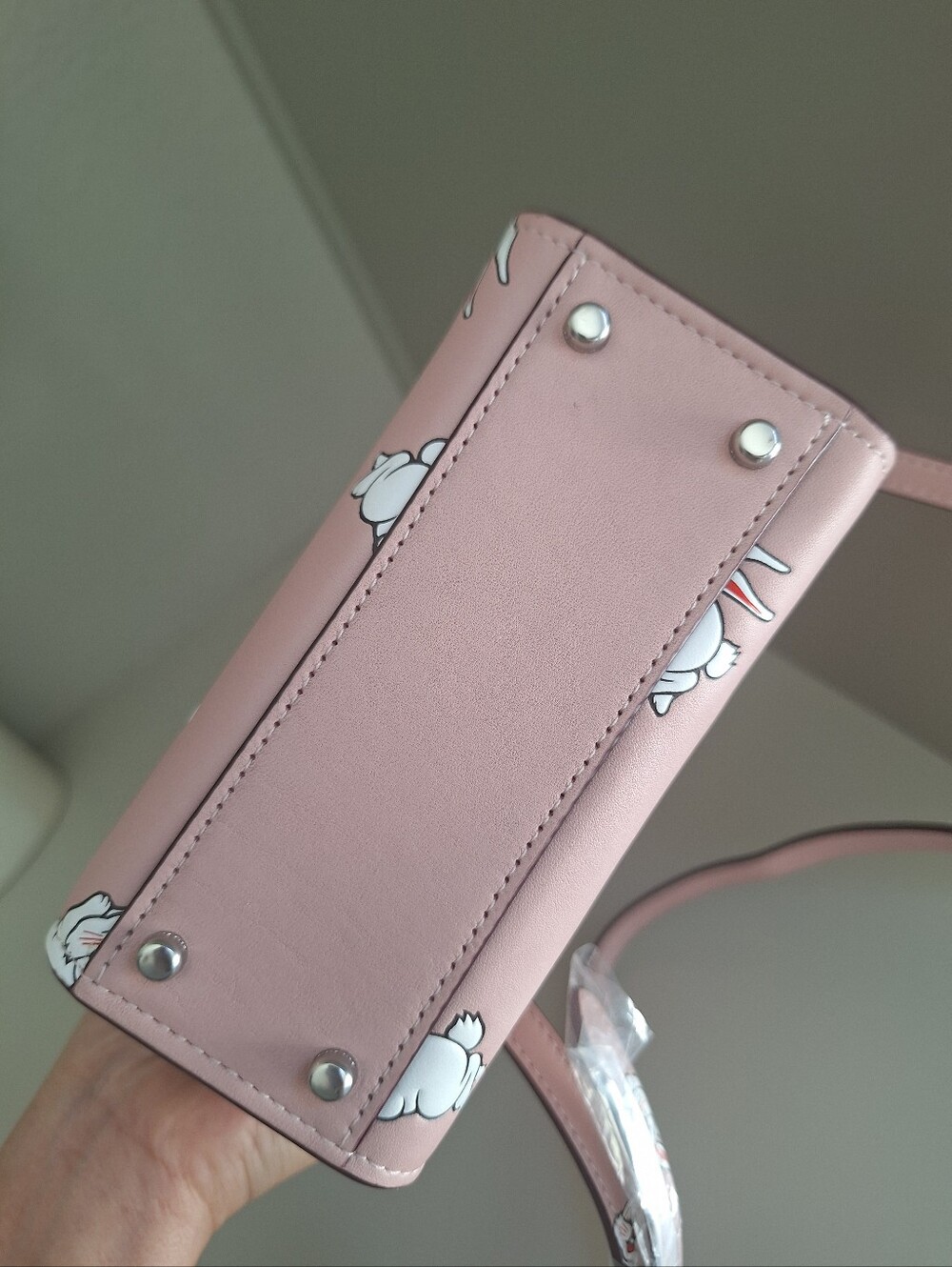 New Coach White Rabbit x Cashin Mini Tote handbag in a pastel pink color - Picture 7 of 9